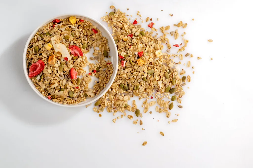 #8 Strawberry Mango Granola (5000g)(1).webp