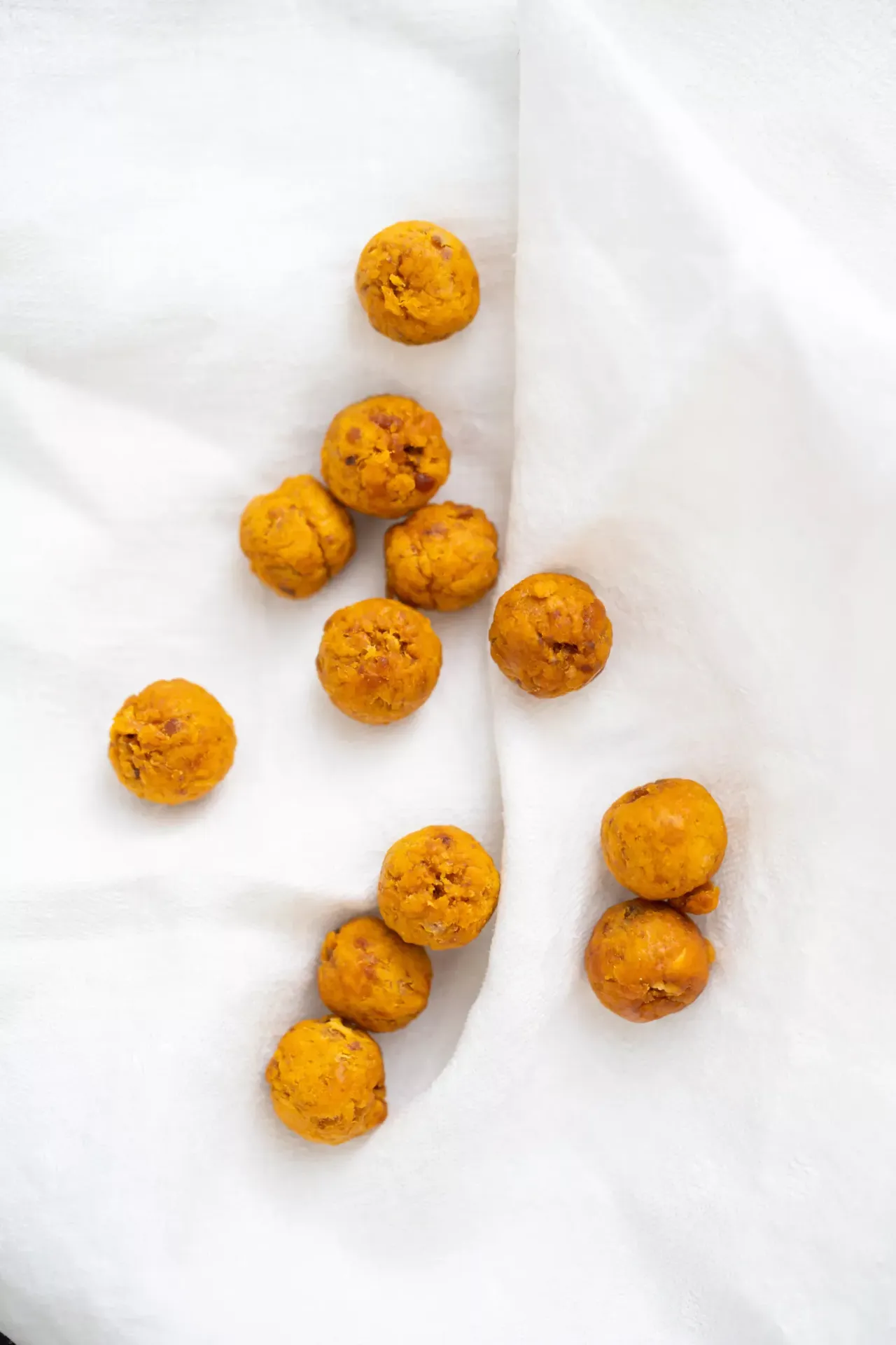BULK - Mango balls (2500g)